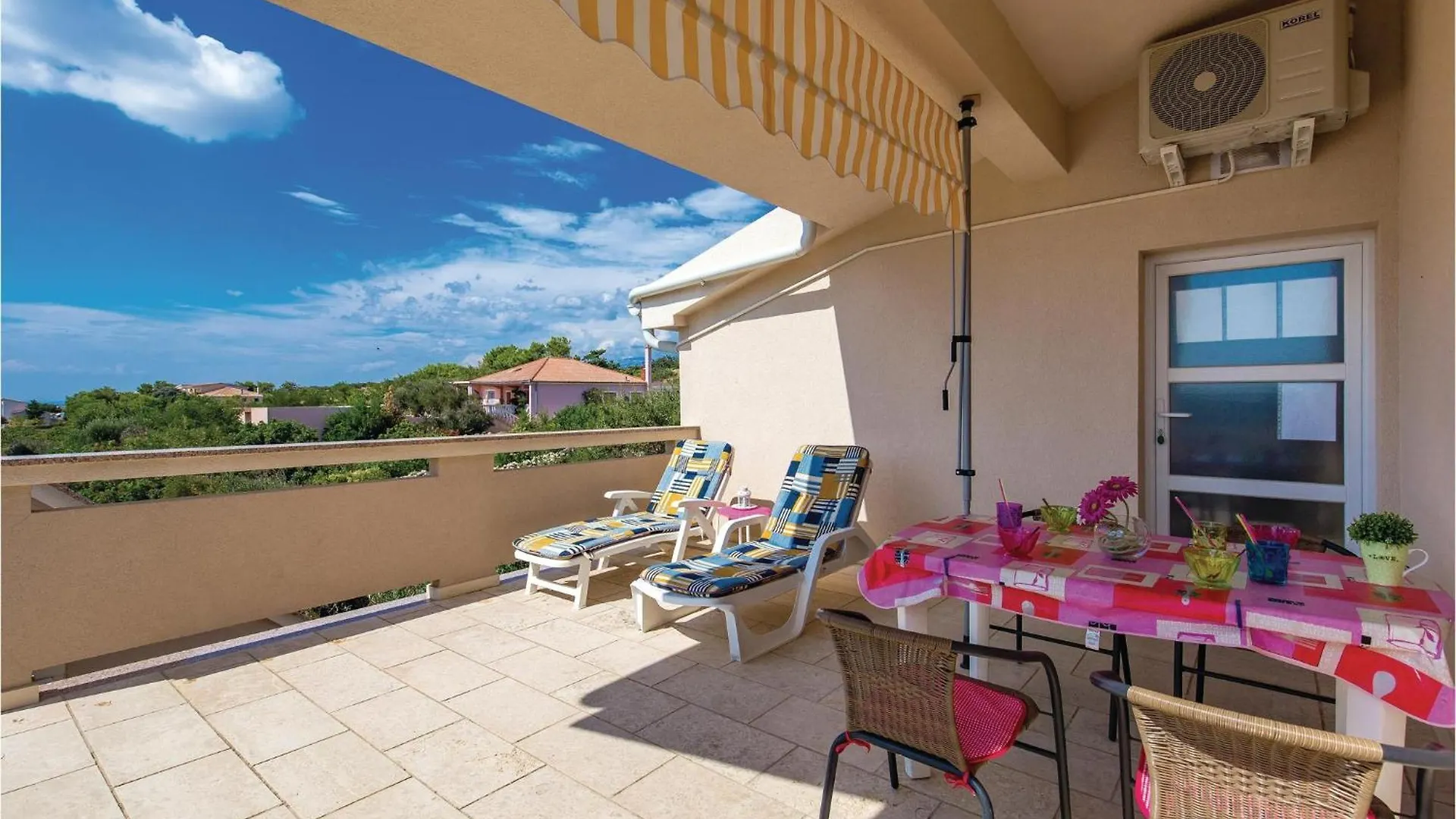 Gorgeous Apartment In Kolan With House Sea View Croatia