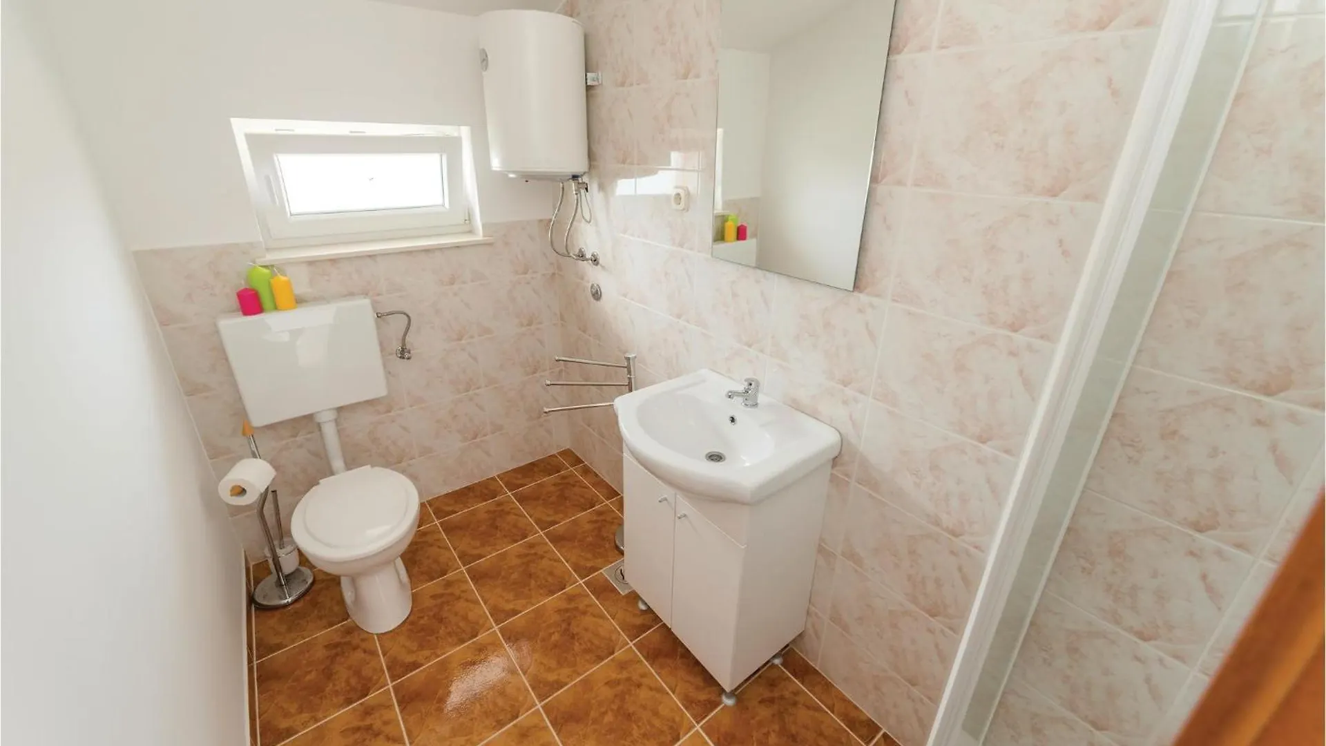 Gorgeous Apartment In Kolan With House Sea View